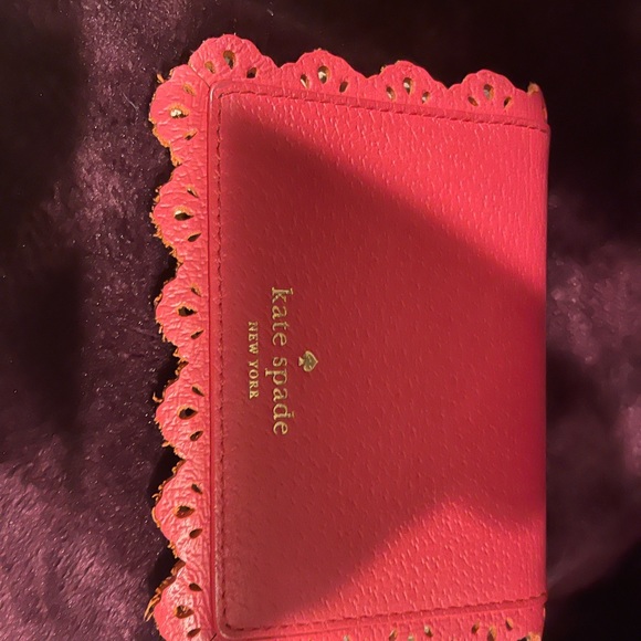 Kate Spade card holder like new. Perfect for spring! - Picture 2 of 3